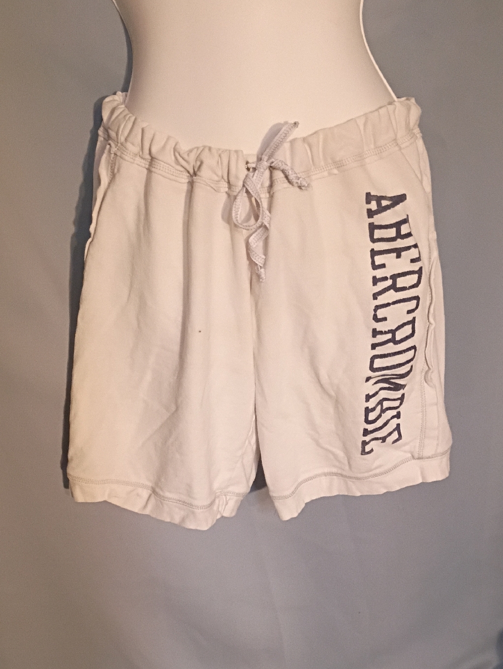 Abercrombie & Fitch Off-White Elastic Waist Lounge Shorts